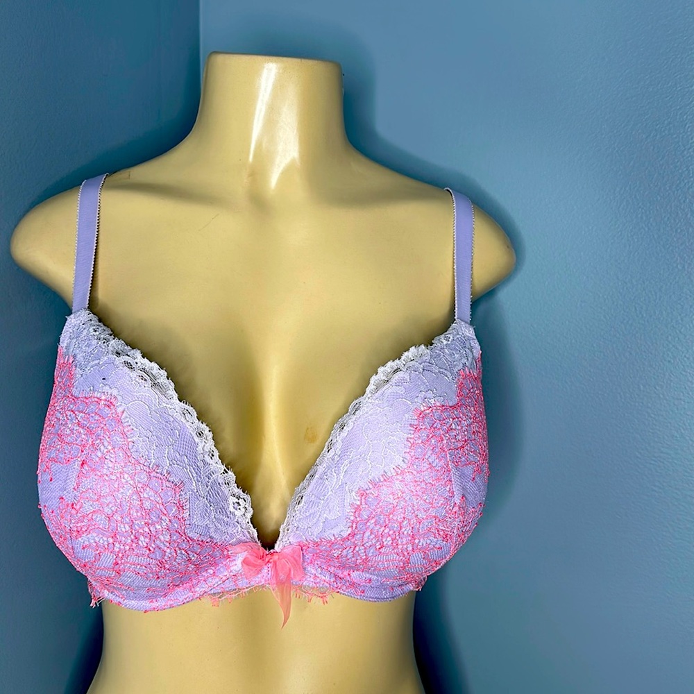 Victoria Sectre Bra Dream Angels push/up Pigeonnant size 36DD purple/pink color